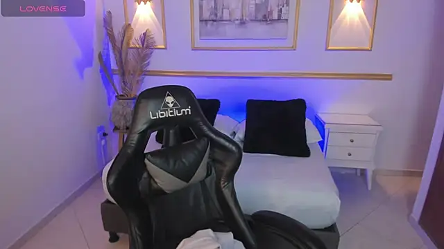 lia sexx19 online show from 12-19-25, 02:26