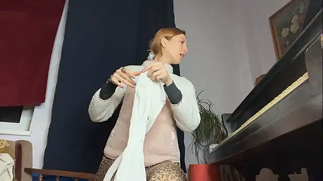 Snapshot of IngridMayer chatting on 02-16-26, 06:17 IngridMayer online show from 02-16-26, 06:17