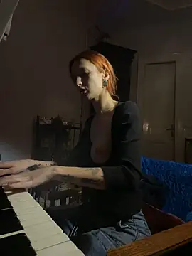 Snapshot of IngridMayer chatting on 01-03-25, 04:48 IngridMayer online show from 01-03-25, 04:48