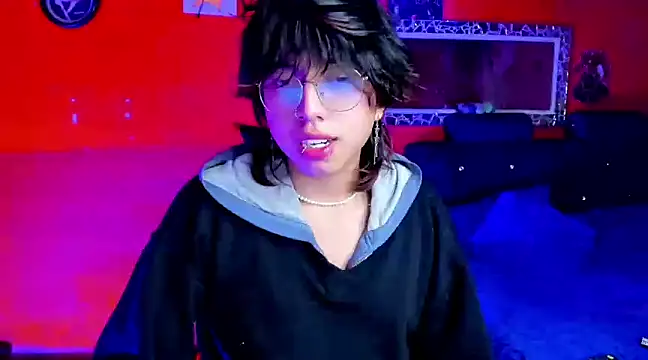 Snapshot of AnggelONfiree chatting on 02-04-25, 08:24 AnggelONfiree online show from 02-04-25, 08:24