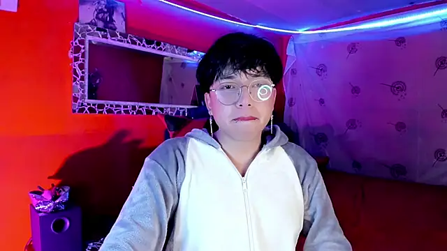 Snapshot of AnggelONfiree chatting on 10-07-25, 05:30 AnggelONfiree online show from 10-07-25, 05:30