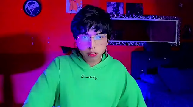 Snapshot of AnggelONfiree chatting on 02-14-25, 05:30 AnggelONfiree online show from 02-14-25, 05:30