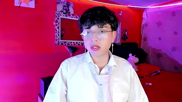 Snapshot of AnggelONfiree chatting on 10-03-25, 05:42 AnggelONfiree online show from 10-03-25, 05:42