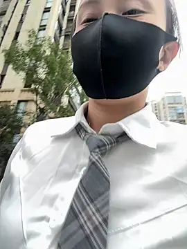 Snapshot of moneymaker_taipei chatting on 09-22-25, 02:17 moneymaker taipei online show from 09-22-25, 02:17