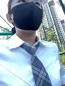 Snapshot of moneymaker_taipei chatting on 09-25-25, 01:44 moneymaker taipei online show from 09-25-25, 01:44