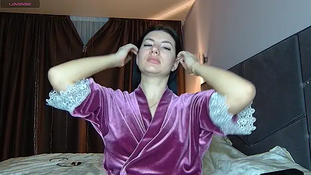 Snapshot of NessyStar chatting on 02-26-25, 03:14 NessyStar online show from 02-26-25, 03:14