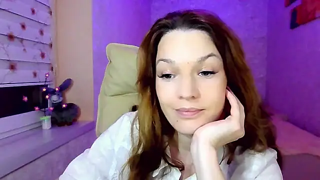 impossibleluna online show from 05-08-26, 08:12