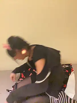 egirl711 online show from 12-22-25, 11:27