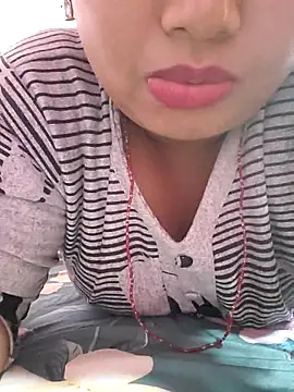 Snapshot of NepaliHotty chatting on 10-22-25, 10:47 NepaliHotty online show from 10-22-25, 10:47