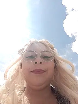 madelaine- online show from 03-14-26, 06:36