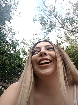 madelaine- online show from 10-09-25, 07:36