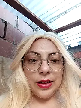 madelaine- online show from 03-10-26, 06:23