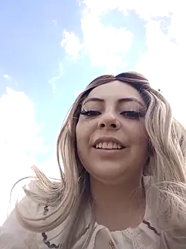 madelaine- online show from 11-22-25, 07:02