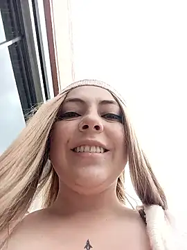 madelaine- online show from 01-12-26, 06:04