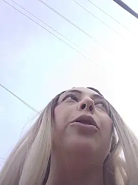 madelaine- online show from 11-10-25, 07:30