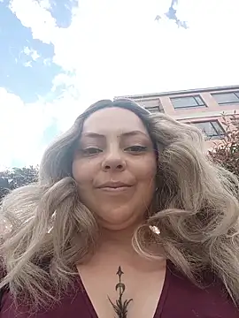 madelaine- online show from 06-20-26, 07:52