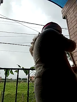 madelaine- online show from 12-05-25, 07:55