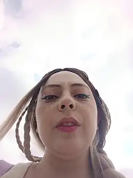 madelaine- online show from 10-22-25, 07:46