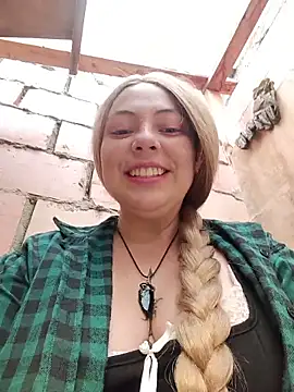 madelaine- online show from 05-29-26, 04:24