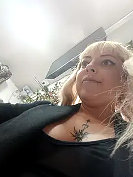 madelaine- online show from 03-20-25, 10:07