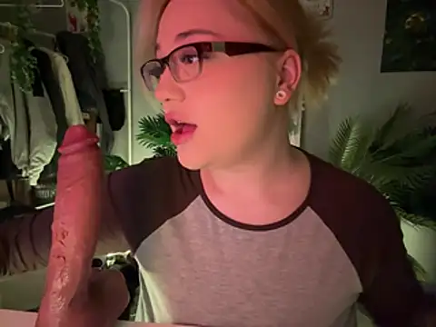 DaisyBooom online show from 02-06-26, 07:43