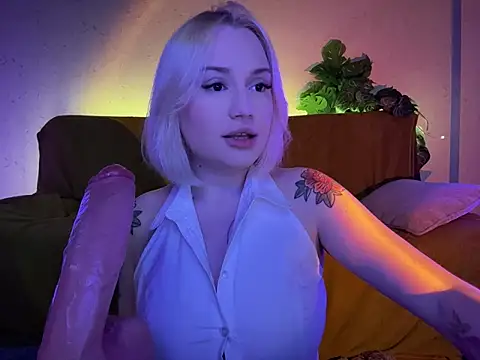 DaisyBooom online show from 05-28-26, 06:25