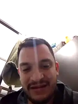 Snapshot of tony_landri chatting on 02-26-26, 10:54 tony landri online show from 02-26-26, 10:54