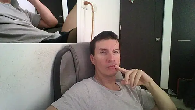 Snapshot of fieryloves chatting on 03-19-25, 12:23 fieryloves online show from 03-19-25, 12:23