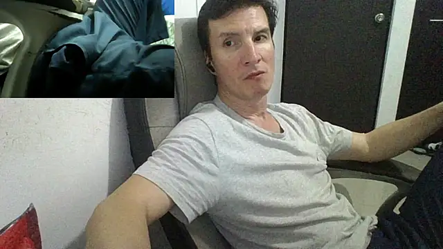 Snapshot of fieryloves chatting on 02-14-25, 11:31 fieryloves online show from 02-14-25, 11:31