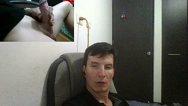 Snapshot of fieryloves chatting on 03-07-25, 03:19 fieryloves online show from 03-07-25, 03:19