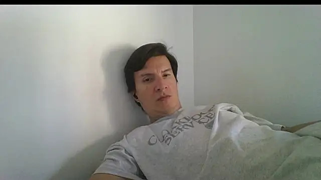 Snapshot of fieryloves chatting on 10-17-25, 05:26 fieryloves online show from 10-17-25, 05:26