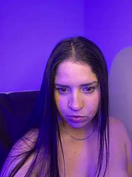 Snapshot of valentina_jonnes1 chatting on 05-17-26, 04:01 valentina jonnes1 online show from 05-17-26, 04:01
