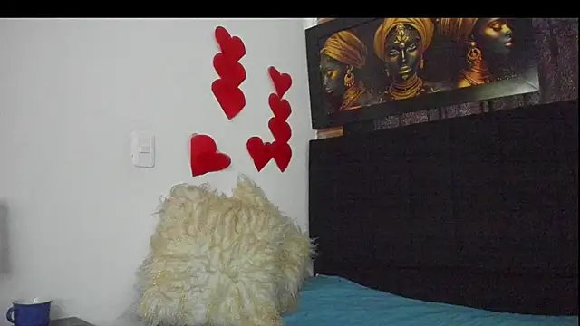 Evaaross 2345 online show from 02-24-25, 12:37