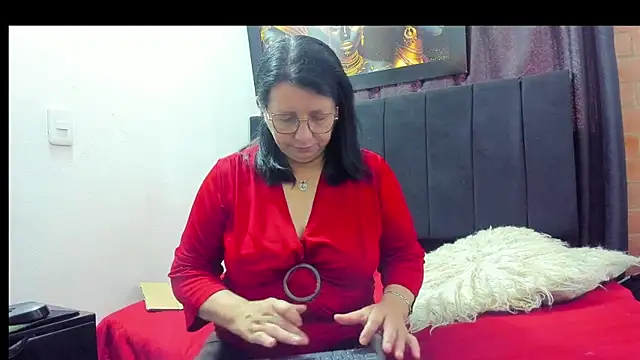 Evaaross 2345 online show from 09-19-25, 01:37