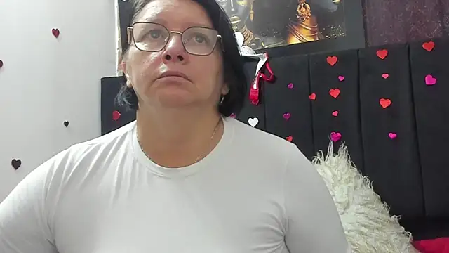 Evaaross 2345 online show from 03-23-26, 02:50