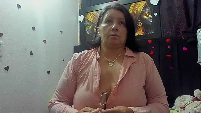 Evaaross 2345 online show from 07-10-26, 08:53