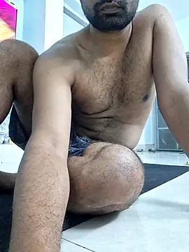 Snapshot of RKumar1994 chatting on 10-06-25, 02:18 RKumar1994 online show from 10-06-25, 02:18