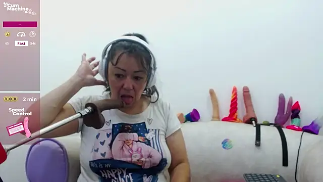 Snapshot of Drool_Sucker chatting on 02-07-26, 12:13 Drool Sucker online show from 02-07-26, 12:13