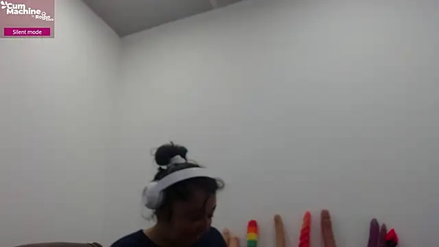 Snapshot of Drool_Sucker chatting on 02-08-26, 12:03 Drool Sucker online show from 02-08-26, 12:03