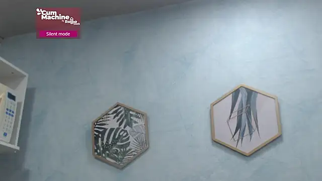 Snapshot of Drool_Sucker chatting on 04-10-26, 12:12 Drool Sucker online show from 04-10-26, 12:12