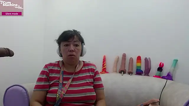 Snapshot of Drool_Sucker chatting on 02-25-26, 12:05 Drool Sucker online show from 02-25-26, 12:05