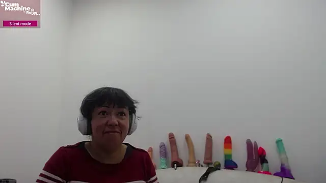 Snapshot of Drool_Sucker chatting on 02-10-26, 12:26 Drool Sucker online show from 02-10-26, 12:26