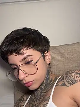 AliceShazaham  online show from 03-26-26, 04:11