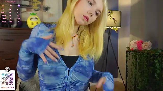 DaisyElmers online show from 03-04-25, 03:33