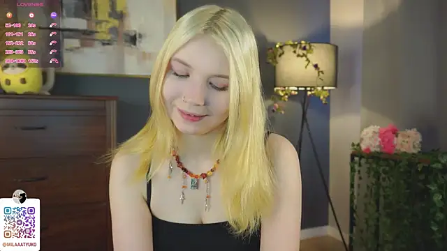 DaisyElmers online show from 03-03-25, 03:27