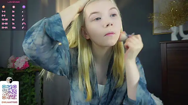 DaisyElmers online show from 03-18-25, 03:12