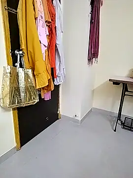 PayalSharmahot143 online show from 10-04-25, 12:28