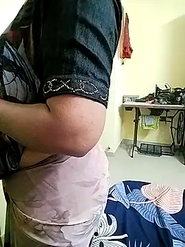 PayalSharmahot143 online show from 11-26-25, 01:00