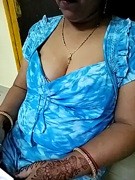 PayalSharmahot143 online show from 10-13-25, 02:29