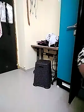 PayalSharmahot143 online show from 01-10-26, 05:41